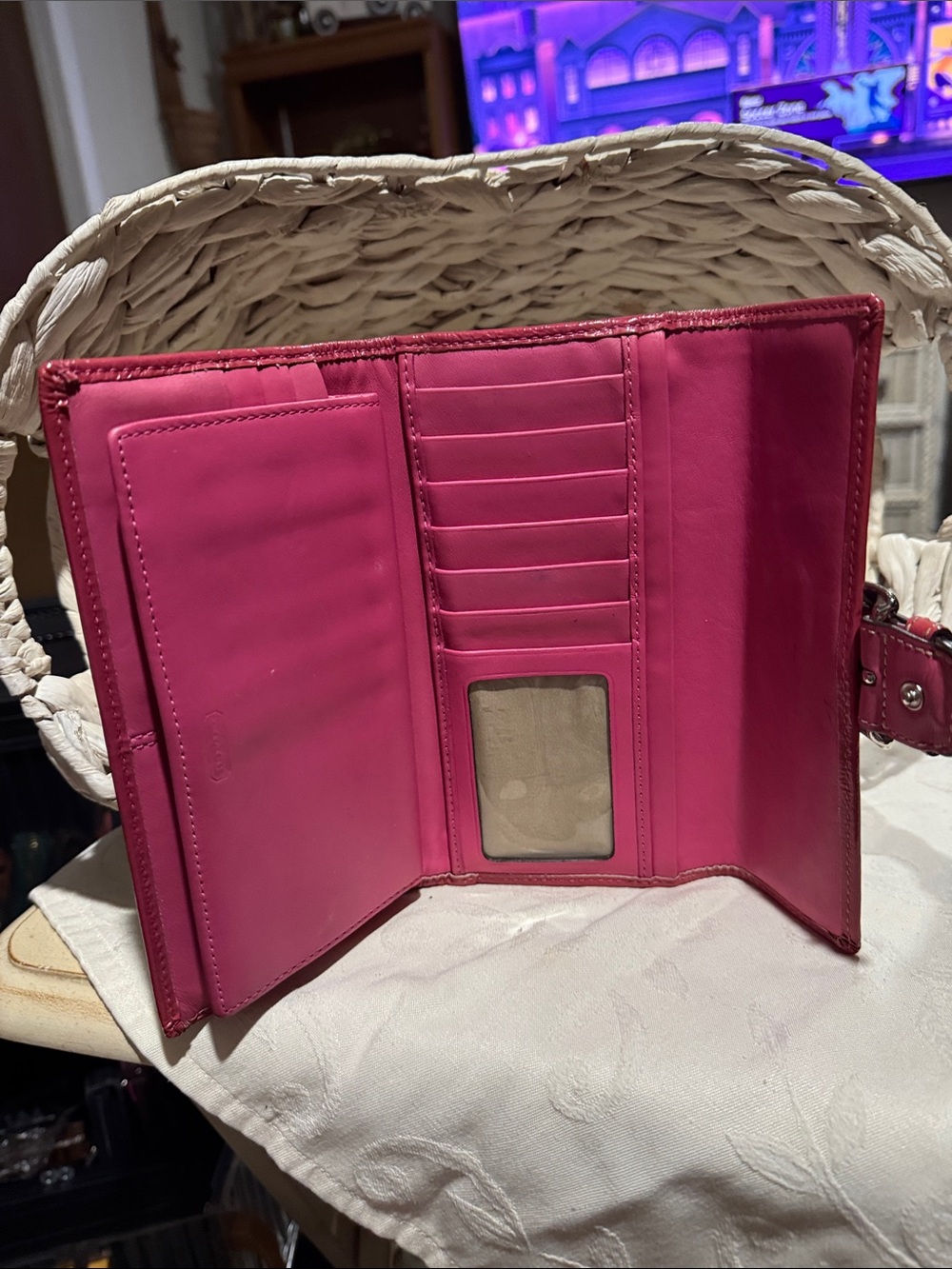 Coach Pink Signature Buckle Wallet - Picture 4 of 5
